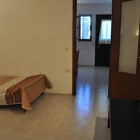 Michalis Apartments Near The Beaches With Sea View Páros Exteriör bild