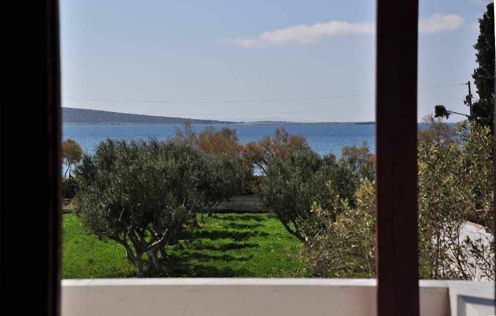 Michalis Apartments Near The Beaches With Sea View Páros Exteriör bild