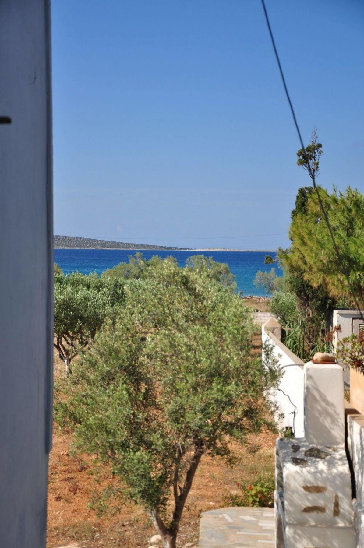 Michalis Apartments Near The Beaches With Sea View Páros Exteriör bild