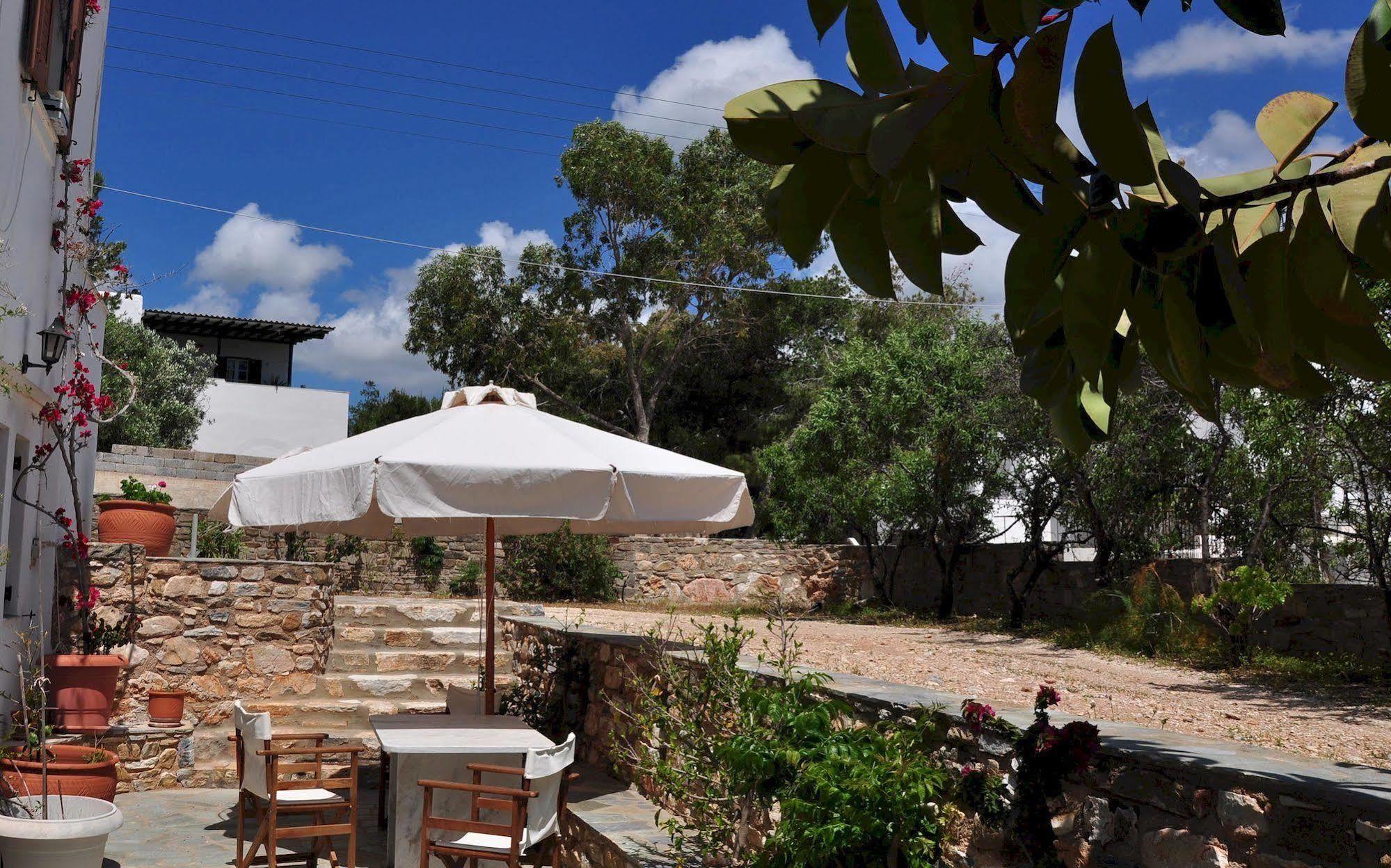 Michalis Apartments Near The Beaches With Sea View Páros Exteriör bild